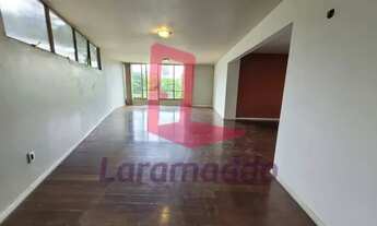 Imagem 4: Apartamento quatro quartos com duas vagas de garagem