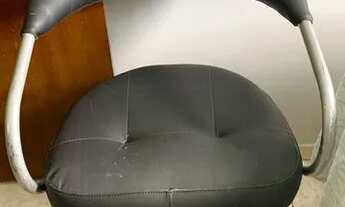 Imagem: Cadeira de cabeleireiro