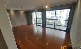 Imagem 2: Apartamento com 143 m² de área útil, 4 Dormitórios sendo 2 suítes, 3 vagas