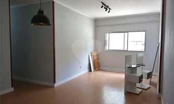 Imagem 4: Apartamento com três quartos, sendo uma suíte, uma vaga na Av Nova Cantareira / SP