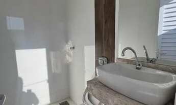 Imagem 4: Casa para venda possui 242 metros quadrados com 3 quartos