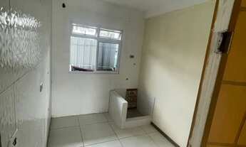 Imagem: Quarto com banheiro e cozinha