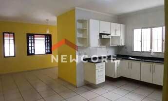 Imagem 3: Casa em Rua da Flor de Maio - Nova Cerejeira - Atibaia/SP