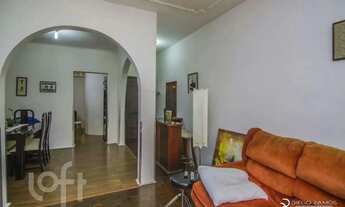 Imagem 3: Imóvel para venda possui 80 metros quadrados com 3 quartos em Menino Deus - Porto Alegre