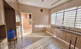 Imagem 4: Casa térrea com 3 quartos, 4 vagas, 484 m² - venda por R$ 1.500.000 ou aluguel por R$ 5.40