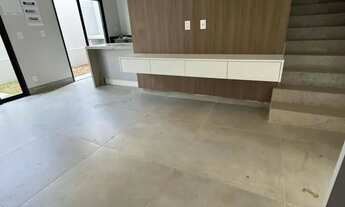 Imagem 7: Imóvel para aluguel possui 153 metros quadrados com 3 quartos em Vila Rosa - Goiânia - GO