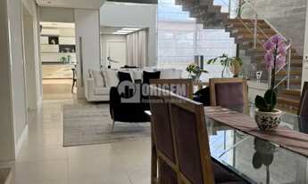 Imagem 3: Casa de Condominio com 3 quartos à venda por R$ 3600000.00, 351.00 m2 - CAMPO COMPRIDO - C