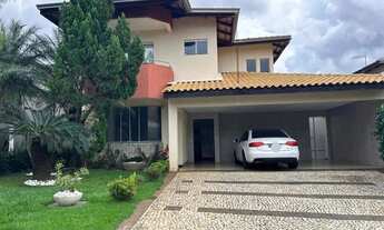 Imagem: Sobrado com 3 quartos (suítes) à venda