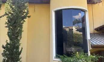 Imagem: Casa com 5 Quarto(s) e 4 banheiro(s) para