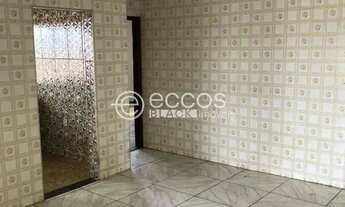 Imagem 2: Apartamento para aluguel, 4 quartos, 1 suíte, 2 vagas, Santa Mônica - Uberlândia/MG