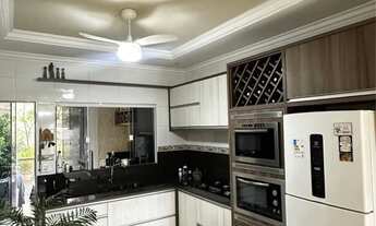 Imagem 6: CASA Mobiliada - À Venda em TIJUCAS - SC