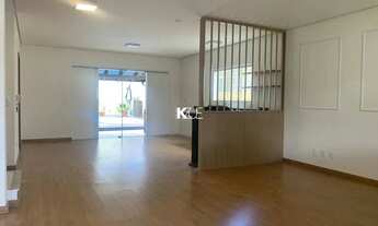 Imagem 2: Imóvel para aluguel tem 177 metros quadrados com 3 quartos em Balneário - Florianópolis