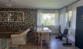 Imagem 2: Casa à venda 4 Quartos, 3 Vagas, 840M², Valparaíso, Petrópolis - RJ