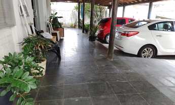 Imagem 2: Casa para aluguel com 220 m² quadrados com 6 quartos em Glória - Belo Horizonte - MG