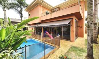 Imagem: Casa sobrado de 263m² com 03 suítes à