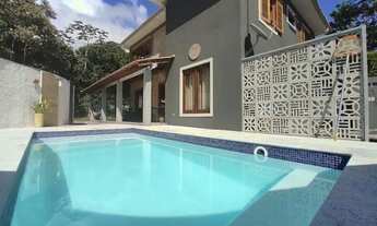 Imagem: Casa a venda no Parque Vivamar, em Ubatuba