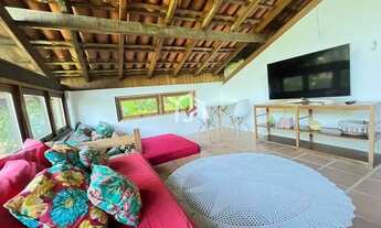 Imagem 4: Casa com 4 dormitórios sendo 1 suíte na Praia Vermelha do Sul em Ubatuba