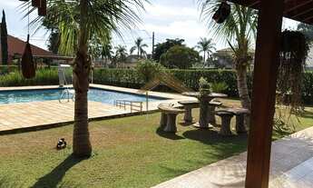 Imagem 7: Magnífica casa a venda no Condomínio Jatobá, contendo 4 dormitórios e um amplo lazer