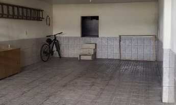 Imagem 4: Casa de 180m² com piscina