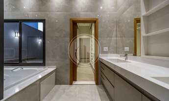 Imagem 4: Casa de condomínio térrea para venda possui 180 metros quadrados com 3 quartos