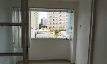 Imagem 3: Apartamento com 3 quartos no Edifício Casa Blanca - Bairro Centro em Londrina
