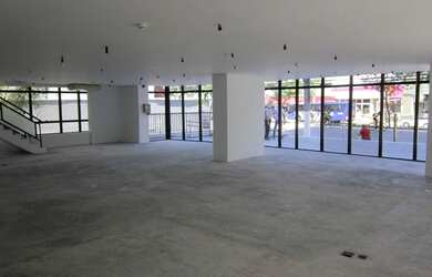 Imagem 6: Ponto comercial/Loja/Box para aluguel com 400 M², na Saúde/Mirandópolis - São Paulo - SP