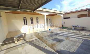 Imagem 2: Casa para Venda em Porto Velho, Panair, 4 dormitórios, 1 suíte, 3 banheiros, 5 vagas