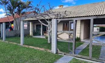 Imagem: Casa com três dormitórios em Imbé centro