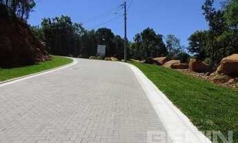 Imagem 5: GRAMADO - Terreno Padrão - PÓRTICO