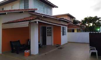 Imagem 2: Casa de condomínio para venda possui 230 metros quadrados com 4 quartos