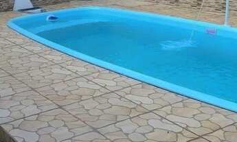 Imagem 4: Alugar- se uma área com piscina