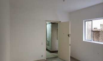 Imagem 3: Apartamento na Vila Maria com 2 quartos, sala cozinha e banheiro