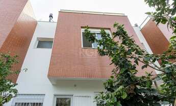 Imagem 2: Casa em Hípica Casa com 3 dormitórios