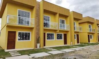 Imagem: Casa duplex de condomínio para venda possui