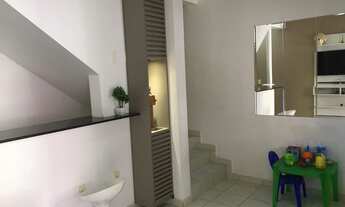 Imagem 2: Casa de condomínio térrea com todos os moveis planejados, possui 73 metros quadrados