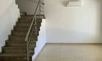 Imagem 3: Casa de condomínio para aluguel e venda com 360 metros quadrados com 4 quartos