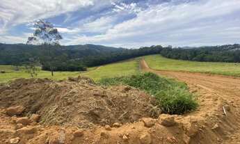 Imagem 4: Nazaré Paulista)Proximo ao centro da cidade!