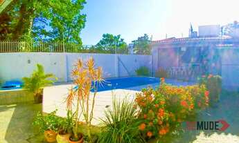 Imagem: Ótima casa com piscina em localização