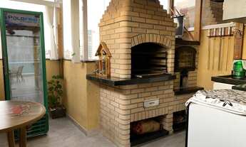 Imagem 4: Sobrado de condomínio fechado com churrasqueira e 2 vagas