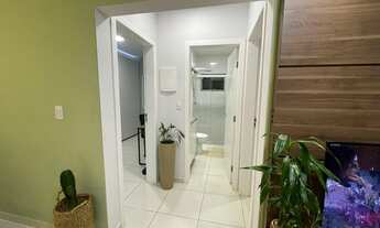 Imagem 3: Apartamento com 2 dormitórios semi mobiliado com 60 m² de área privativa