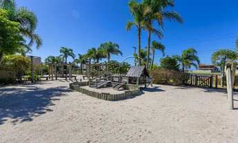 Imagem 4: Lote/Terreno para venda possui 450 metros quadrados em Condominio Costa Serena - BEIRA MAR