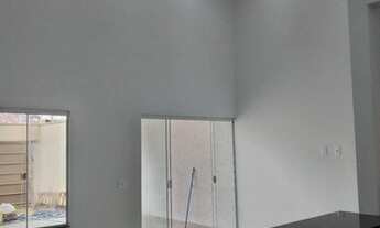 Imagem 2: Linda e Ótima Casa com 3 Suítes, Alto Acabamento e Varanda c/ Churrasqueira - St Faiçalvil