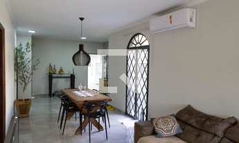 Imagem 2: Casa para Aluguel - Campos Elísios, 3 Quartos, 250 m2