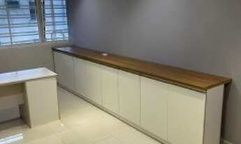 Imagem 4: Edifício Rio Negro Center *Alugo uma Sala no 1º Andar semi-mobiliada com Garagem*