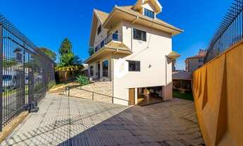 Imagem 2: Casa com 4 amplos quartos, suíte e closet no Portão, terreno amplo e ensolarado