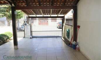 Imagem 2: Ótima casa em excelente localização no bairro Garcia próximo ao restaurante Espetinho de O