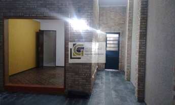 Imagem: Lindo sobrado localizado no Bosque dos Eucaliptos