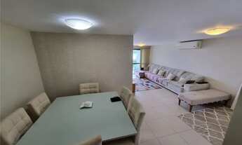 Imagem 5: Imóvel de frente para a praia em Charitas, Niterói: conforto, lazer e vista panorâmica