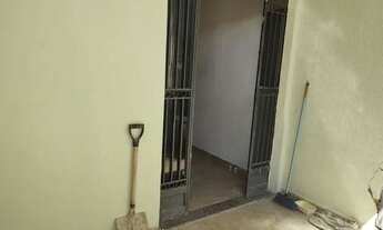 Imagem 6: Vendo uma ótima casa com uma loja