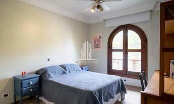 Imagem 2: SOBRADO RESIDENCIAL DE 394M² COM 4 DORM (2 SUÍTES), 3 SALAS E 4 VAGAS À VENDA NA REGIÃO CA